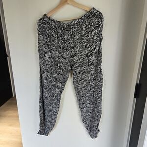 Molly Bracken Joggers